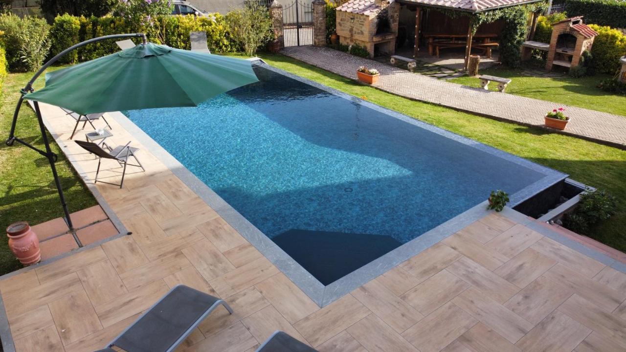 몬티시아노 Casa Dani Con Piscina Privata 아파트 외부 사진